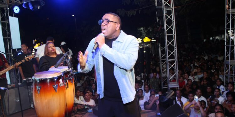 San Cristóbal se desborda de fe y alegría en el concierto «San Cristóbal para Cristo»