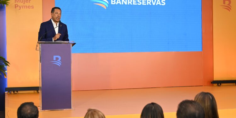 Banreservas destina RD$5,000 millones para emprendedoras en la segunda edición del Summit Mujer Pymes