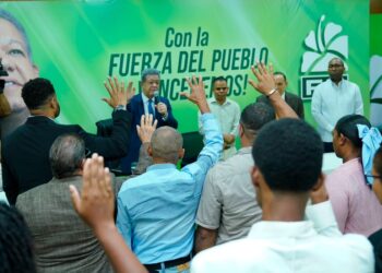 Las elecciones se ganan sumando votos”, asegura Leonel al iniciar jornada de fin de semana con varias juramentaciones