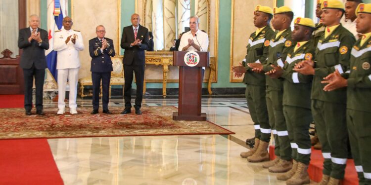Gobierno venezolano confiere a RD Orden Héroe de Venezuela por invaluable contribución ante terremotos que afectaron esa nación el pasado 24 de junio