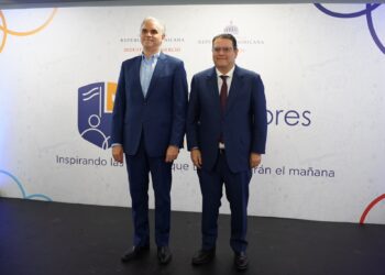 MICM y Ministerio de Educación lanzan “Embajadores STEM” para impulsar el talento que demandará la economía del futuro