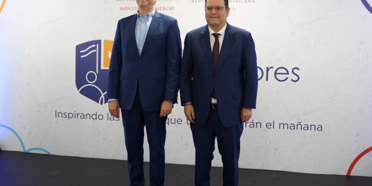 MICM y Ministerio de Educación lanzan “Embajadores STEM” para impulsar el talento que demandará la economía del futuro