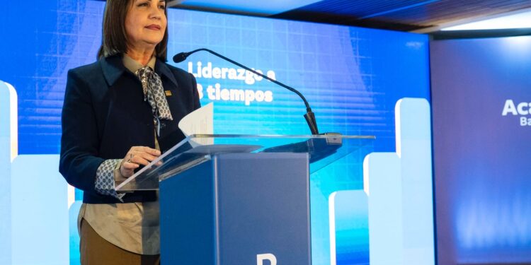 Academia Banreservas fortalece el liderazgo con ciclo de conferencias