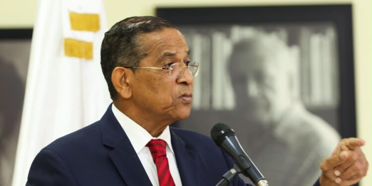 Presentan libro “Crisis de 1994”, una mirada a uno de los momentos más críticos de la democracia dominicana