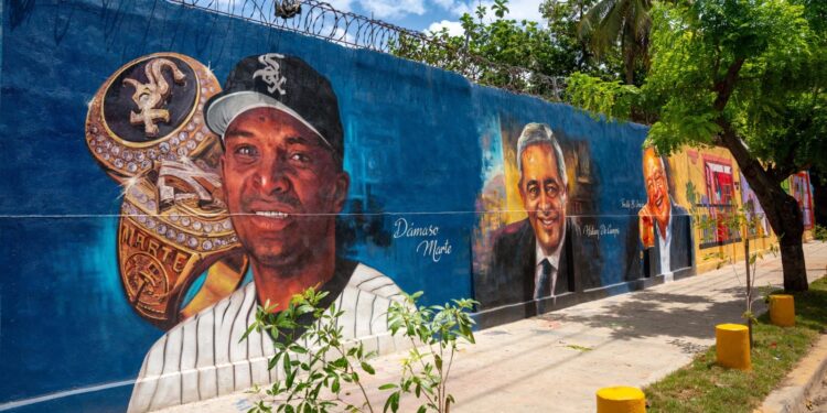 Propeep y alcaldía del DN entregan a Villa Consuelo un Paseo de los Colores lleno de historia e identidad