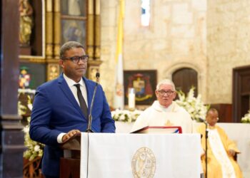 Robert Polanco destaca labor social de Propeep y su compromiso de seguir acercando el Estado a las comunidades