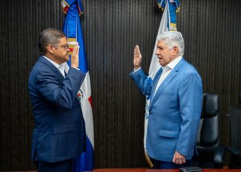 Méndez asume dirección del INTRANT con firme convicción de hacer cumplir la ley