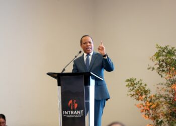 Milton Morrison presenta las Memorias Institucionales INTRANT 2024–2026