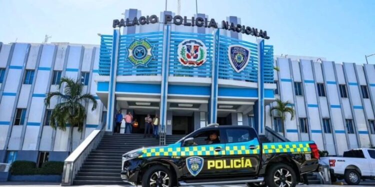 Fuerza del Pueblo exige transparencia al Gobierno sobre contratos y fondos de asesores para la Reforma Policial