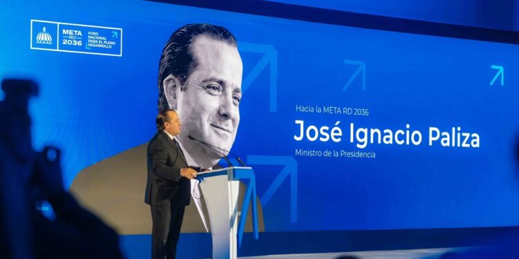 Ministro Paliza encabeza apertura del primer Foro Meta RD 2036