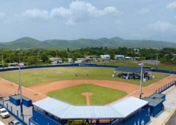 Presidente Abinader inaugura campo de béisbol Nelson Mateo en Pizarrete, Peravia, tras 26 años de espera; impactará a unas cinco mil personas