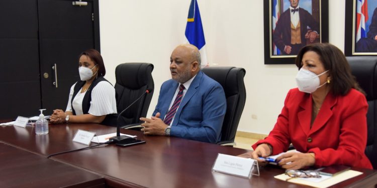 Todo listo para el reinicio de clases el jueves; Minerd llama a redoblar el entusiasmo y la esperanza