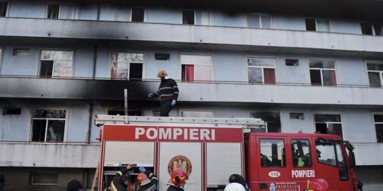 Incendio en un hospital rumano provoca cinco fallecimientos