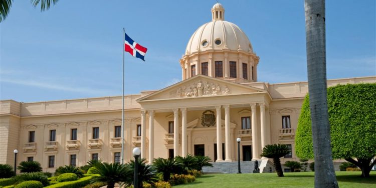 Gobierno crea Programa de Cumplimiento Regulatorio en las Contrataciones Públicas