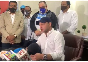 Abel Martínez califica como un atropello el allanamiento