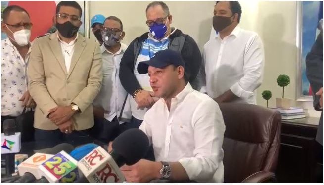 Abel Martínez califica como un atropello el allanamiento