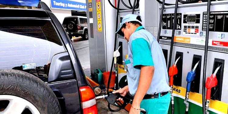 Combustibles siguen en aumento; le suben 3 pesos al precio de GLP y 2 a las gasolinas
