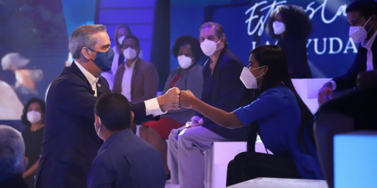 Abinader se dirigió al país a través de un discurso al que denominó “estamos cambiando”