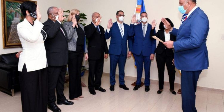 Ministro de Interior y Policía juramenta a viceministro de Armas y al director del COBA