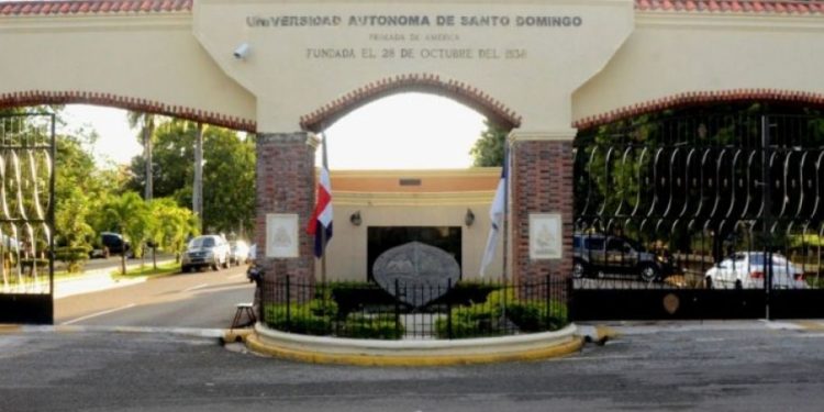 Profesores de la UASD llaman a un paro en apertura del semestre