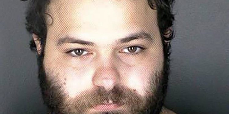 Juez de EE.UU. ordena prisión sin fianza para el sospechoso del tiroteo en Colorado