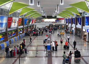 15 fueron detenidas por pretender viajar con pruebas de covid-19 falsificadas