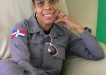 PN y primera dama se comprometen ayudar agente con enfermedad crónica