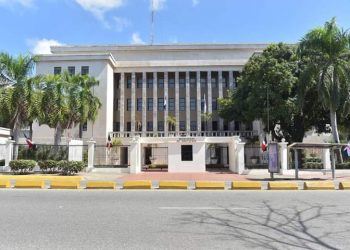 Minerd interviene más de 600 escuelas en el Cibao para el retorno a clases presenciales