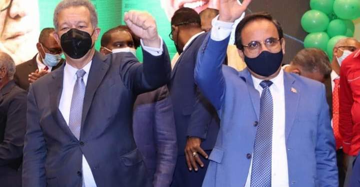 Elías Serulle y la diputada Lourdes Aybar se juramentan en la Fuerza del Pueblo