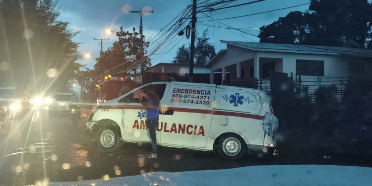 Un bombero muerto y otro herido mientras se trasladaban a atender emergencia en Jarabacoa