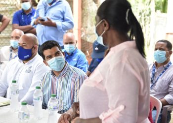 Director de Inapa realiza trabajo de inspección en San Cristóbal