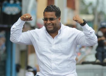 Franklin Rodríguez pide intervención de autopista 6 de noviembre