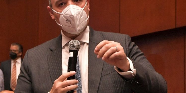 Senador se opone a la siembra de caña en la zona costera de Barahona