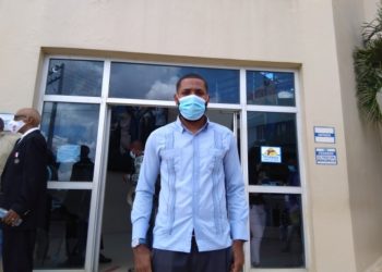 Vídeo | Hombre dice teme por su vida tras amenaza de un regidor del PRM en Bayaguana