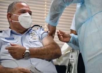 Más de cien mil personas han recibido la primera vacuna en RD