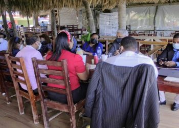 Asesores de educación en la región este analizan el retorno a docencia presencial