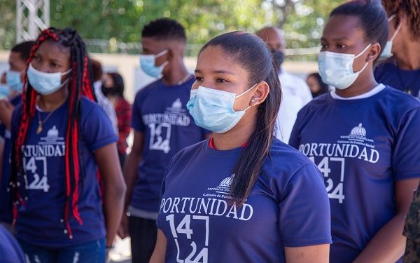 Escuelas Vocacionales de FF. AA. y P. N. acogen programa “Oportunidad 14-24”