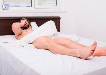 Erecciones de hasta cuatro horas en hombres de más de 60 años, el nuevo síntoma del Covid-19