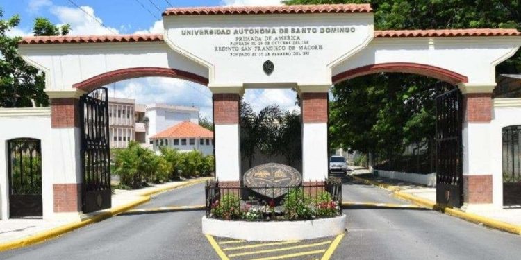 UASD informa reinicio horario laboral normal y presencial a partir del próximo lunes