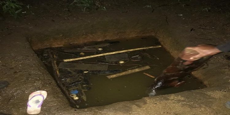 Muere niño tras caer en una cisterna en loma de cabrera