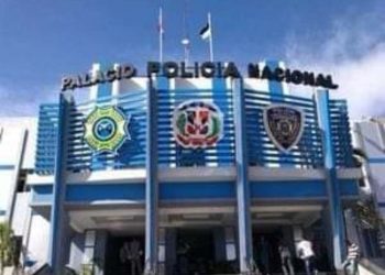 Presidente Abinader pone en retiro 350 oficiales de la Policía Nacional