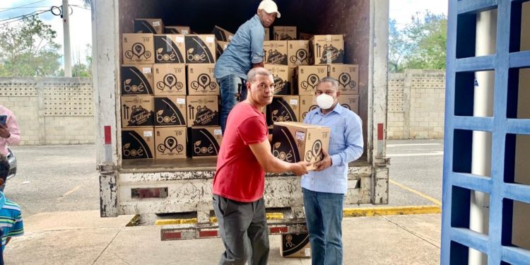 Educación entrega a Distrito Educativo de Yamasá insumos de bioseguridad