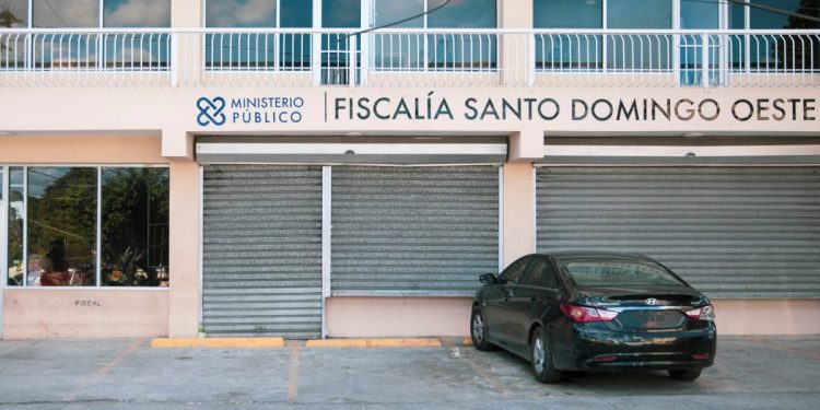 Fiscalía de SDO obtiene 20 años de prisión a hombre que ultimó a su expareja de varios disparos