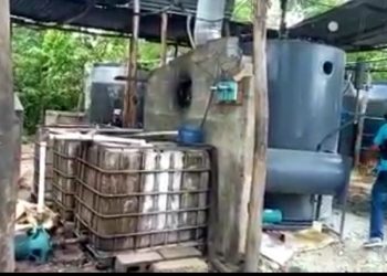 Policía Nacional desmantela fábrica de alcohol adulterado en Guerra