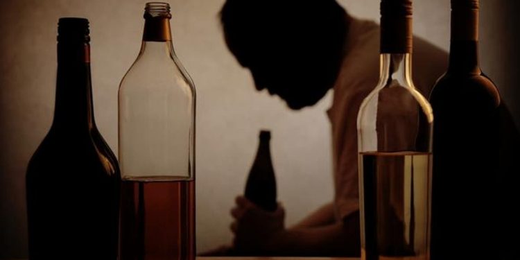 Fallecen otras cuatro personas por ingesta de alcohol adulterado; incluyendo 2 en Samaná