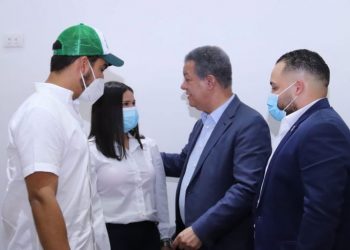 Juventud recibe a Leonel en su primer día en Santiago, donde asegura que generación tiene mayores responsabilidades que las anteriores