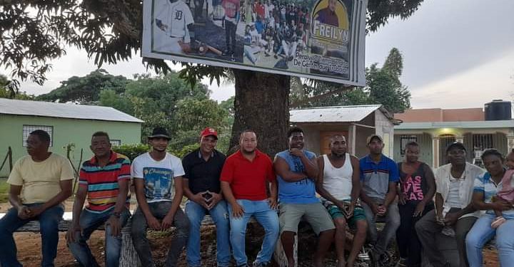 Dejan inaugurado mini parque en Penson, Peralvillo