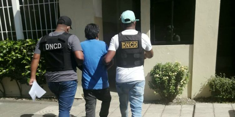 Capturan peruano vinculado a red que intentó llevar a Hong Kong 19 kilos de cocaína