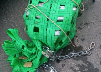 Ocupan 23 paquetes presumiblemente cocaína escondidos debajo de buque en Puerto de Haina