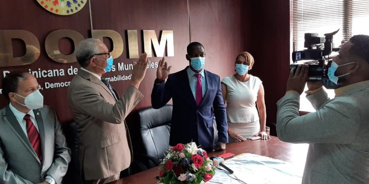 FEDODIM juramenta nuevo Tesorero Nacional